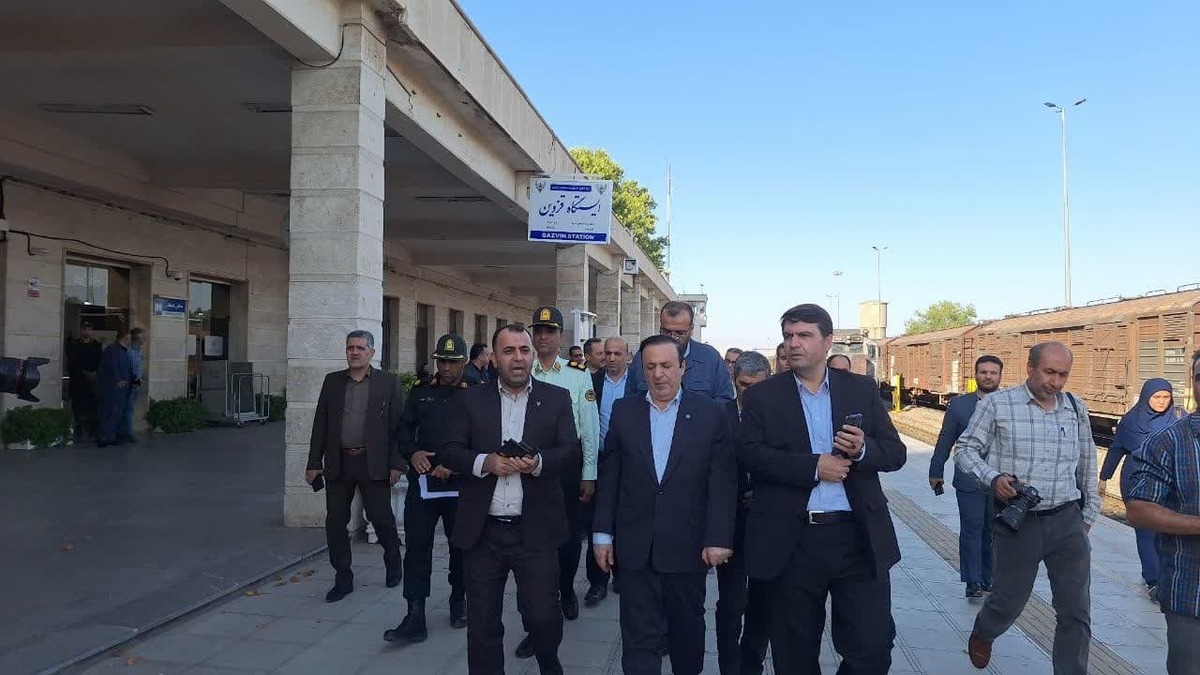 استاندار قزوین از ایستگاه راه آهن قزوین بازدید کرد