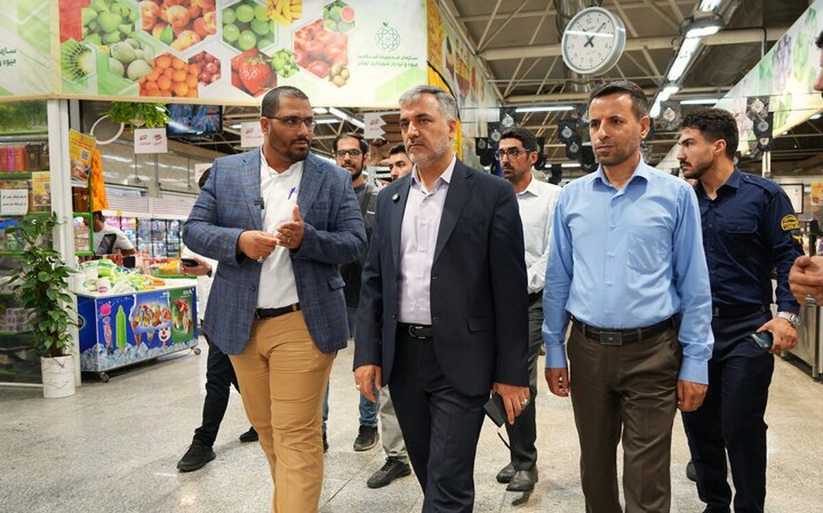 تمامی اقلام مصرفی به وفور در بازارهای میوه تره بار یافت می شود