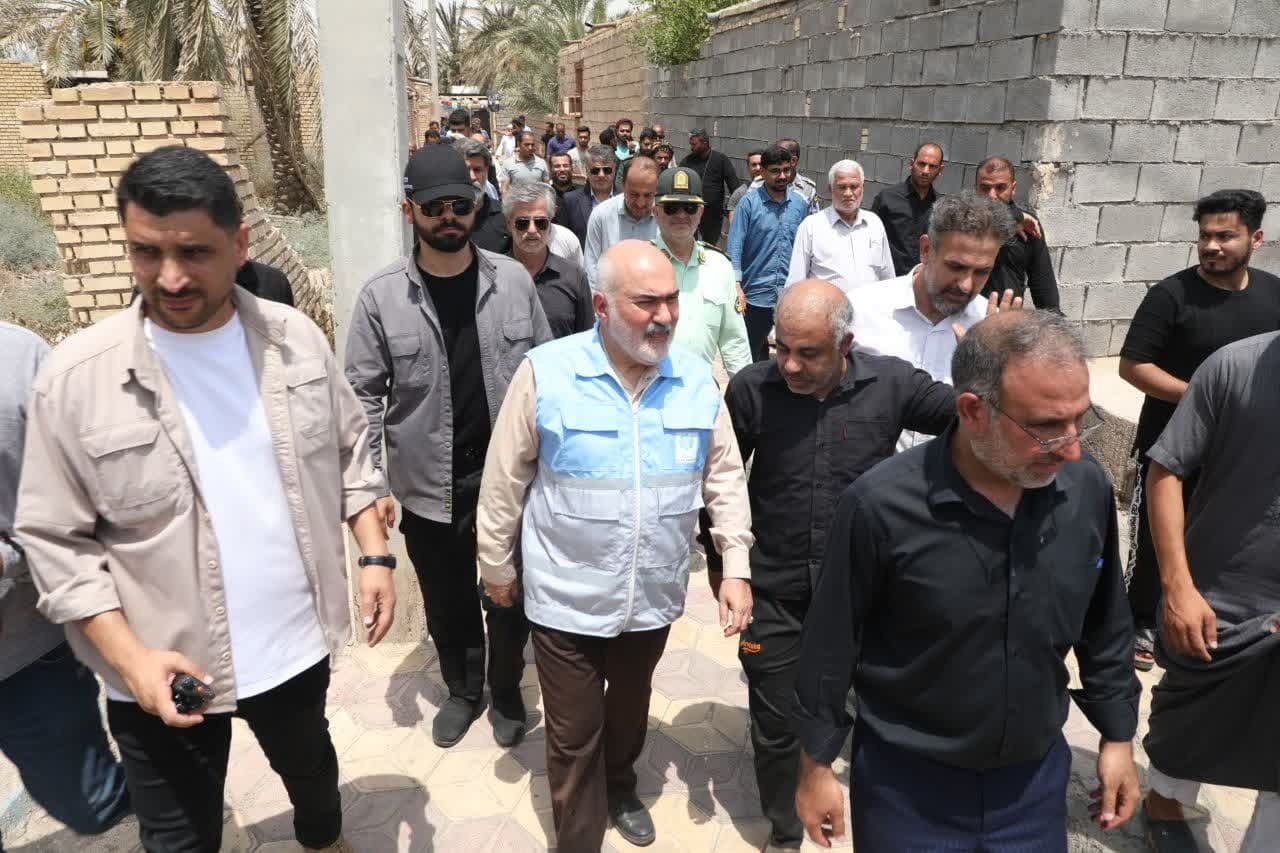 استاندار خوزستان: علت آتش‌سوزی نخلستان‌های آبادان در دست بررسی است / بهره مندی از تمام ظرفیت‌های استانی و ملی برای جبران خسارت و بازسازی نخلستان‌ها