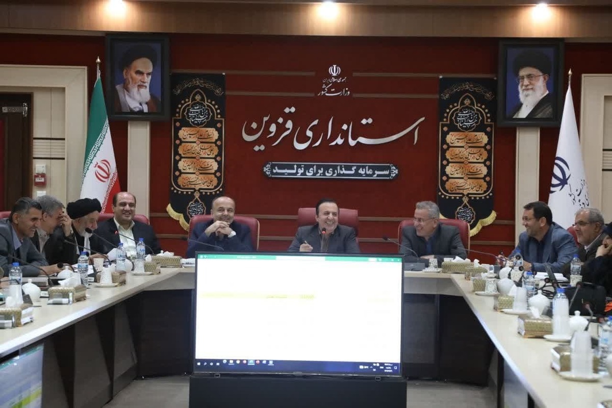 دولت چهاردهم، دولت نماز و نهج البلاغه است/ سند جامع اقامه نماز استان قزوین تدوین و عملیاتی شود