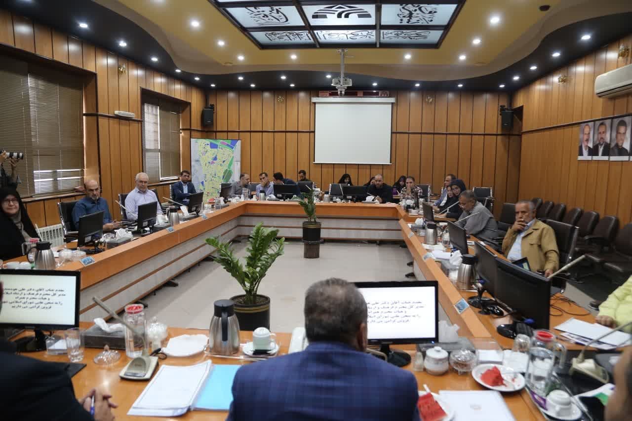 از مدیران فساد ستیز در شهرداری قزوینی بایستی حمایت شود 