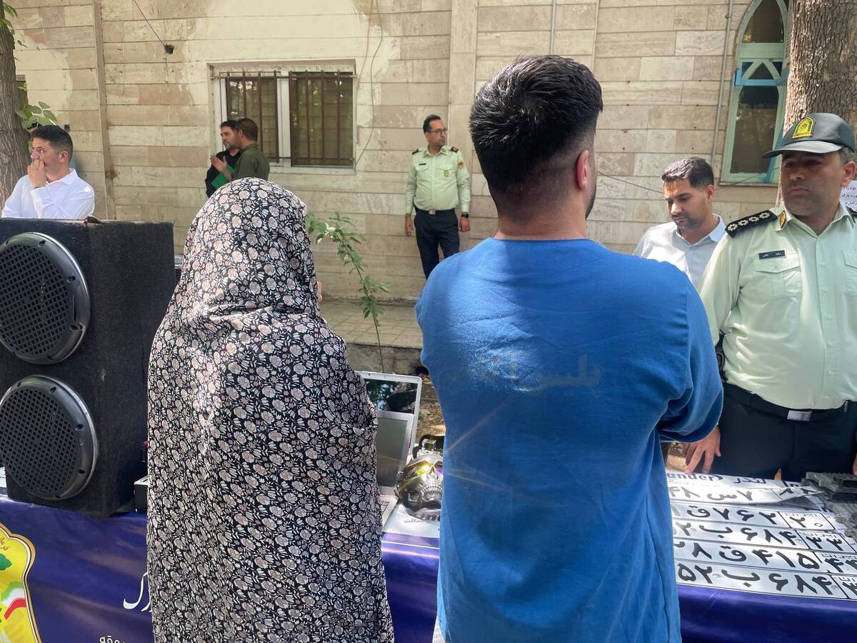 سرقت خانم نظافتچی جوان کار دست نامزدش داد + فیلم گفت‌و‌گو