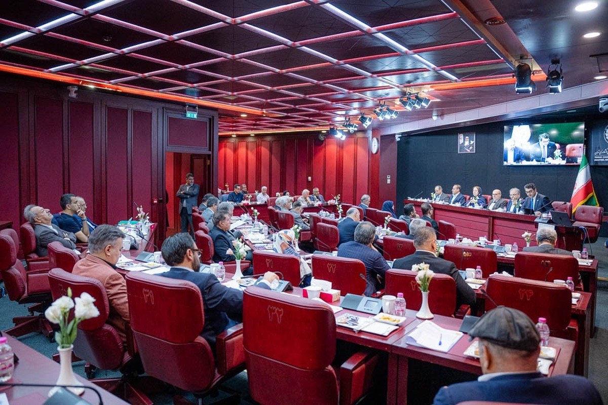 بهره‌‌گیری از فرصت وحدت و انسجام ملی