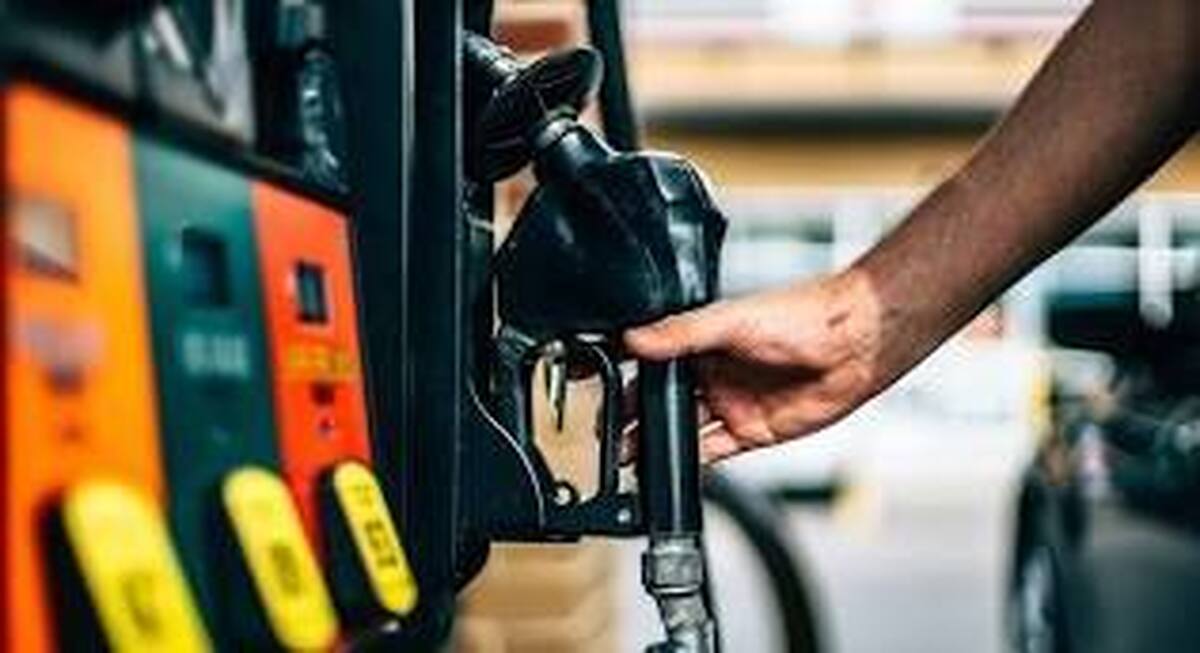 زمان واریز سهمیه جدید بنزین اعلام شد/ سهمیه هر خودرو چقدر است؟