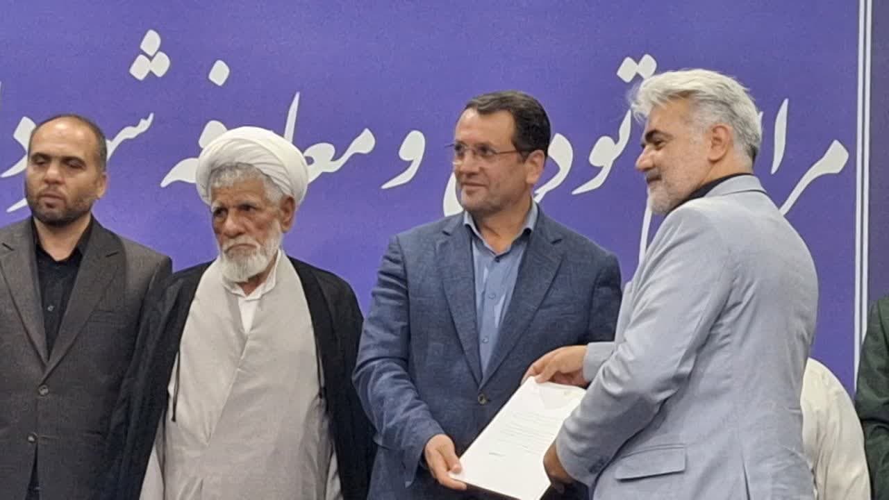 مراسم معارفه شهردار جدید اقبالیه برگزار شد مراسم معارفه شهردار جدید اقبالیه برگزار شد