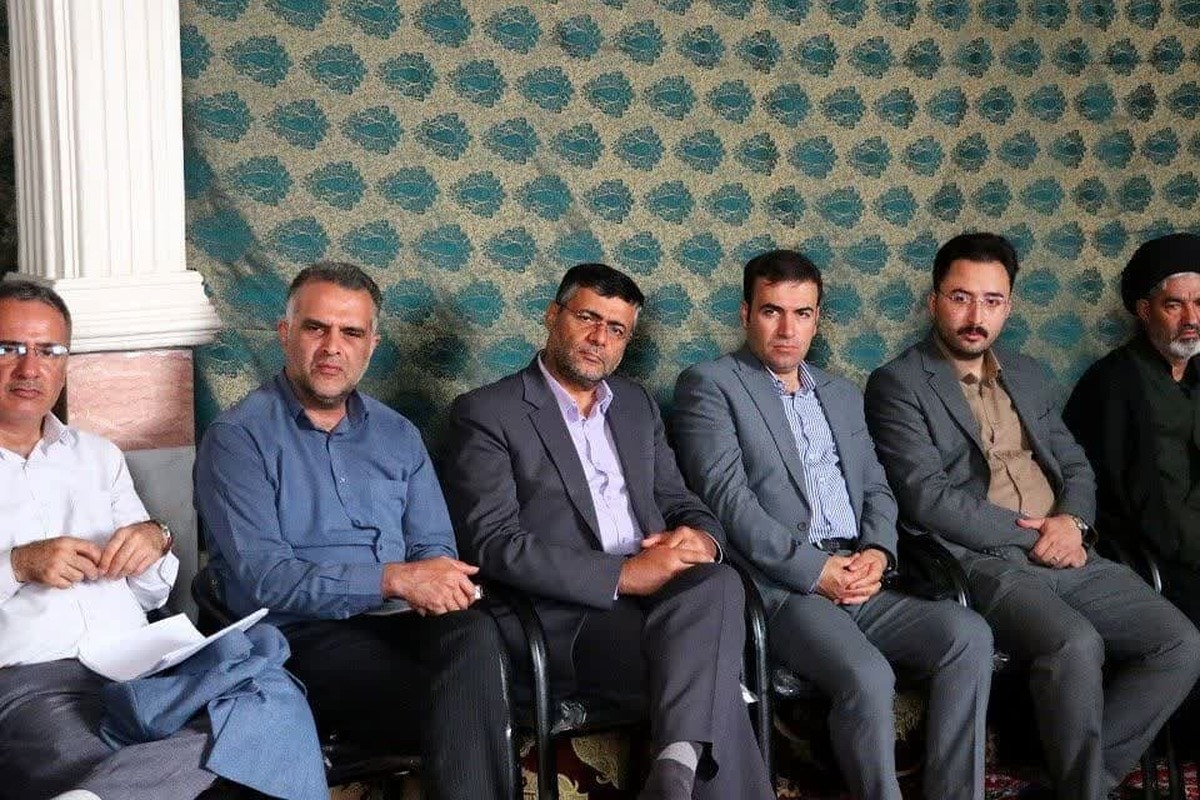 برگزاری جلسه و دیدار مردمی فرماندار بوئین‌زهرا با اهالی روستای فتح‌آباد