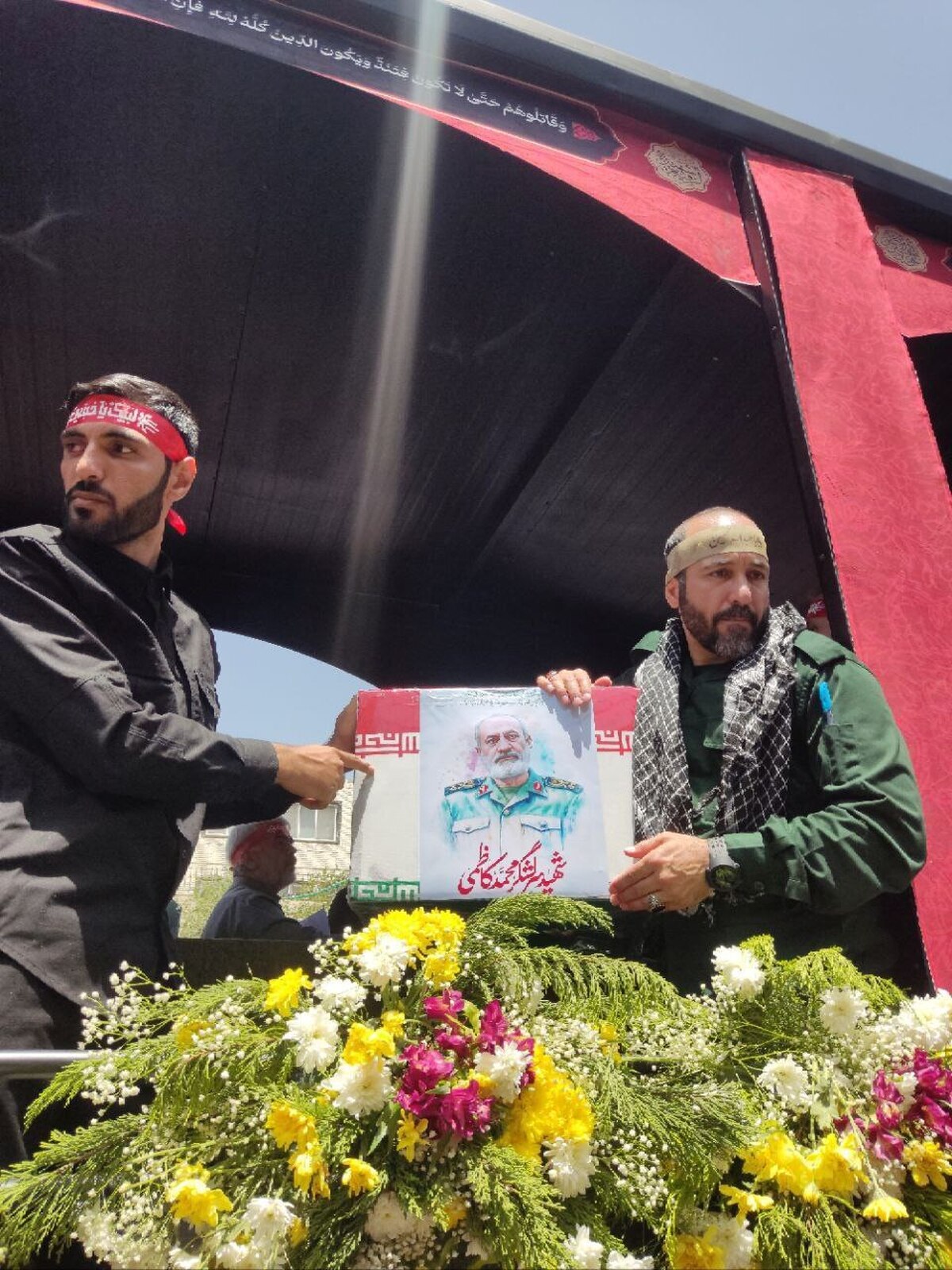 تشییع پیکر ۱۳ شهید تجاوز رژیم صهیونیستی به ایران در مشهد + فیلم