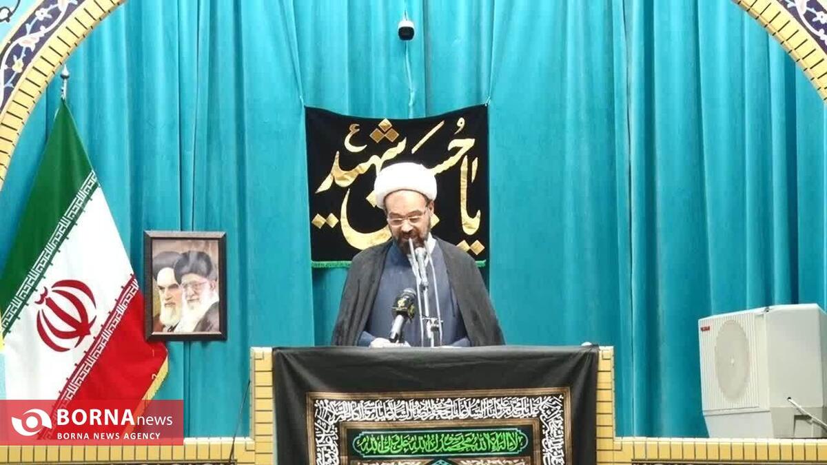 حماسه کربلا، الگوی ایستادگی ملت ایران است