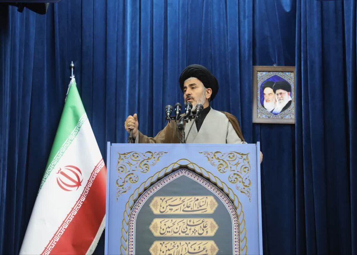امام جمعه ارومیه: ملت ایران با تاسی از عاشورا در برابر متجاوزان ایستاد
