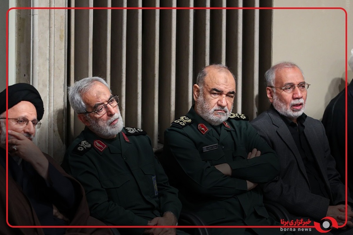 همه خوبان جمعند...