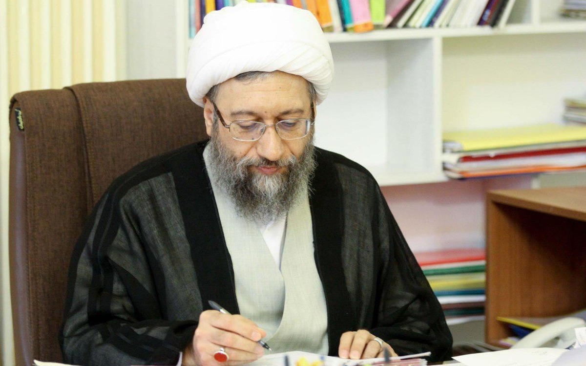 پیام تسلیت آیت‌الله آملی لاریجانی در پی تشییع شهدای روحانی حمله صهیونیستی