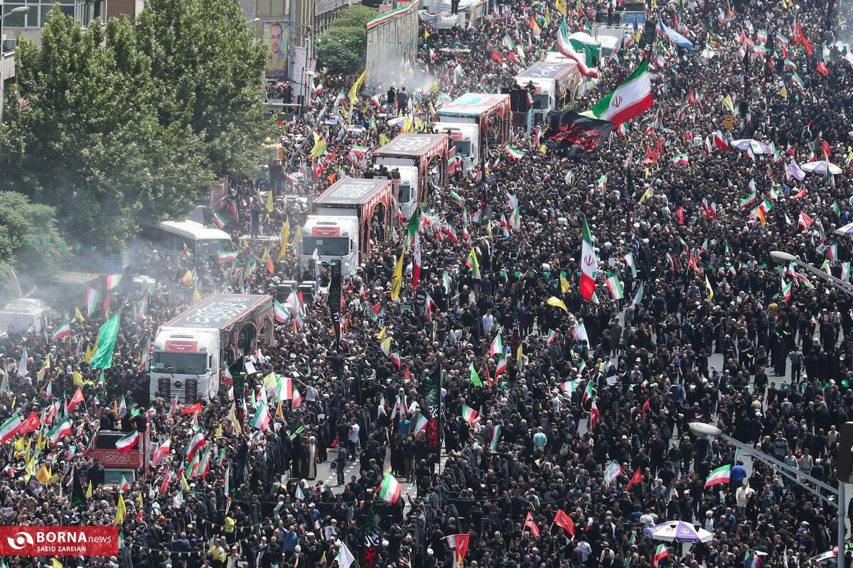 سردار سنایی‌راد: حضور مردم در تشییع شهدا پاسخ قاطع به دشمنان بود