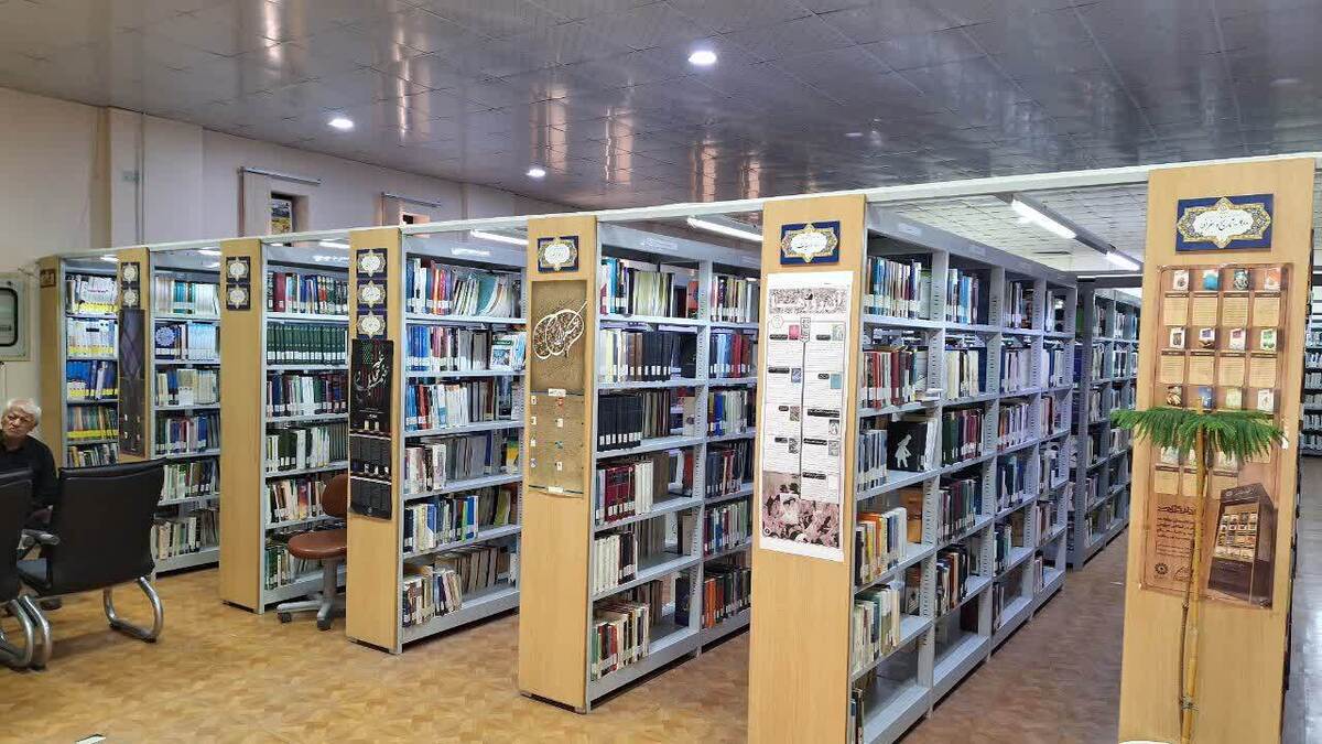 دبیرکل نهاد کتابخانه‌های کشور از کتابخانه شهدای قزوین بازدید کرد