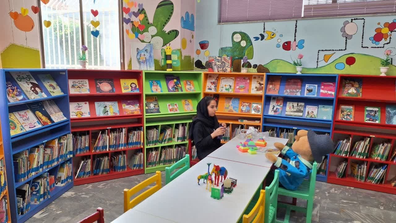 دبیرکل نهاد کتابخانه های عمومی از کتابخانه علامه رفیعی قزوین بازدید کرد 