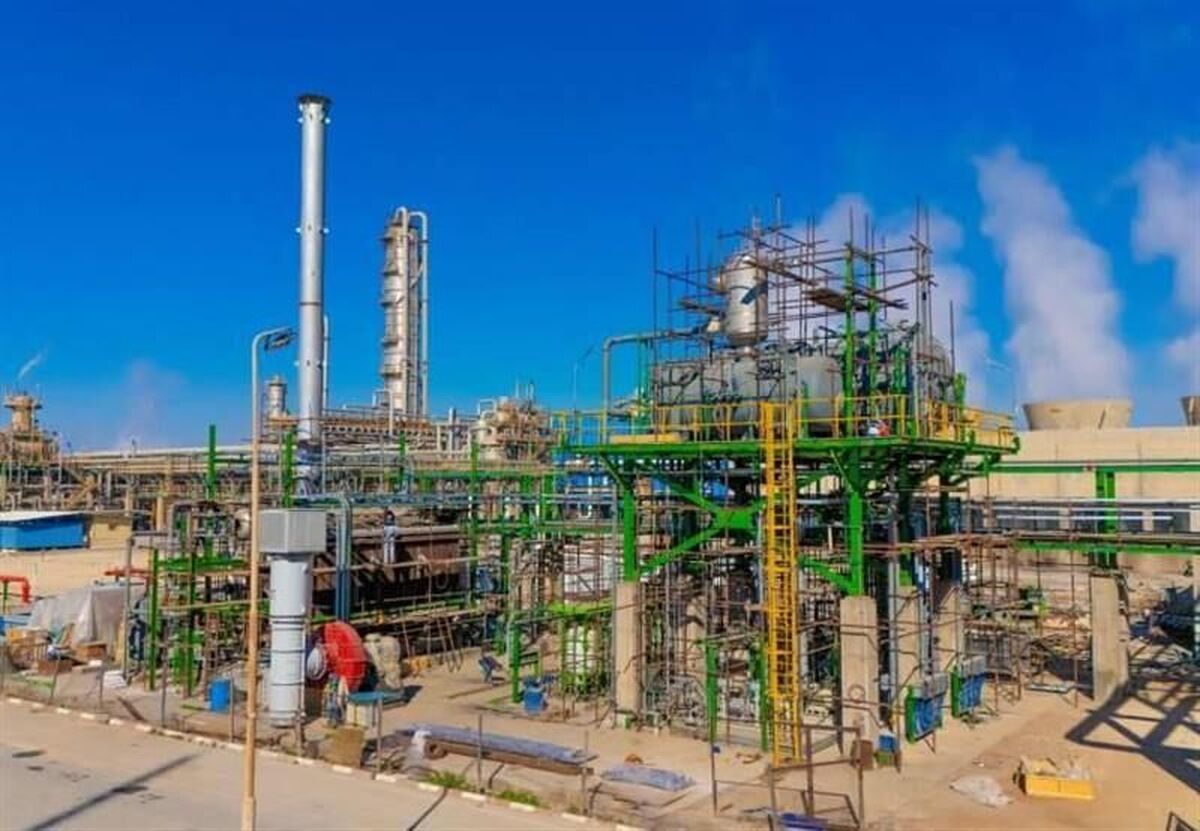 اطفای حریق جزئی در یکی از تجهیزات دوار پتروشیمی فن‌آوران