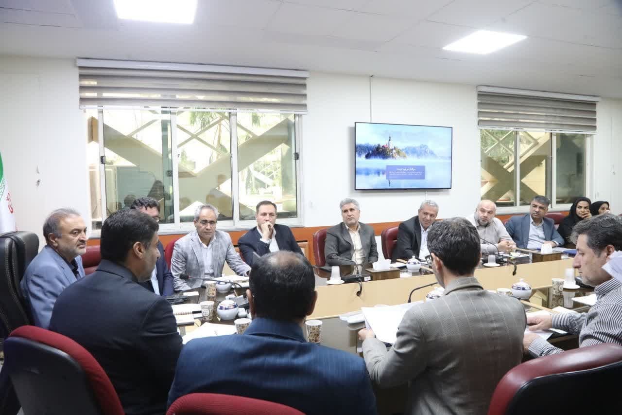 بررسی مشکلات ۶ واحد تولیدی در جلسه فرعی ستاد تسهیل قزوین بررسی مشکلات ۶ واحد تولیدی در جلسه فرعی ستاد تسهیل قزوین