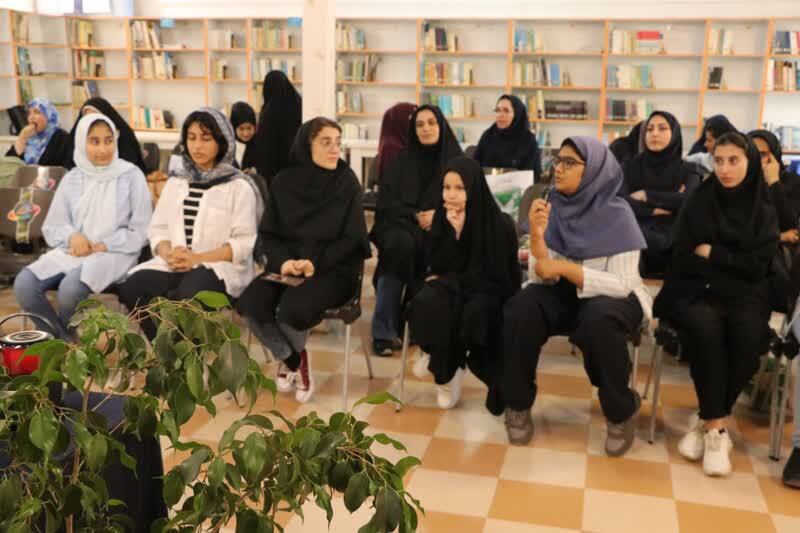 انزلی میزبان آیین پایانی مرحله استانی رویداد ملی کانون یاران/نوجوانان خلاق و کنش‌گر گیلانی تجلیل‌شدند