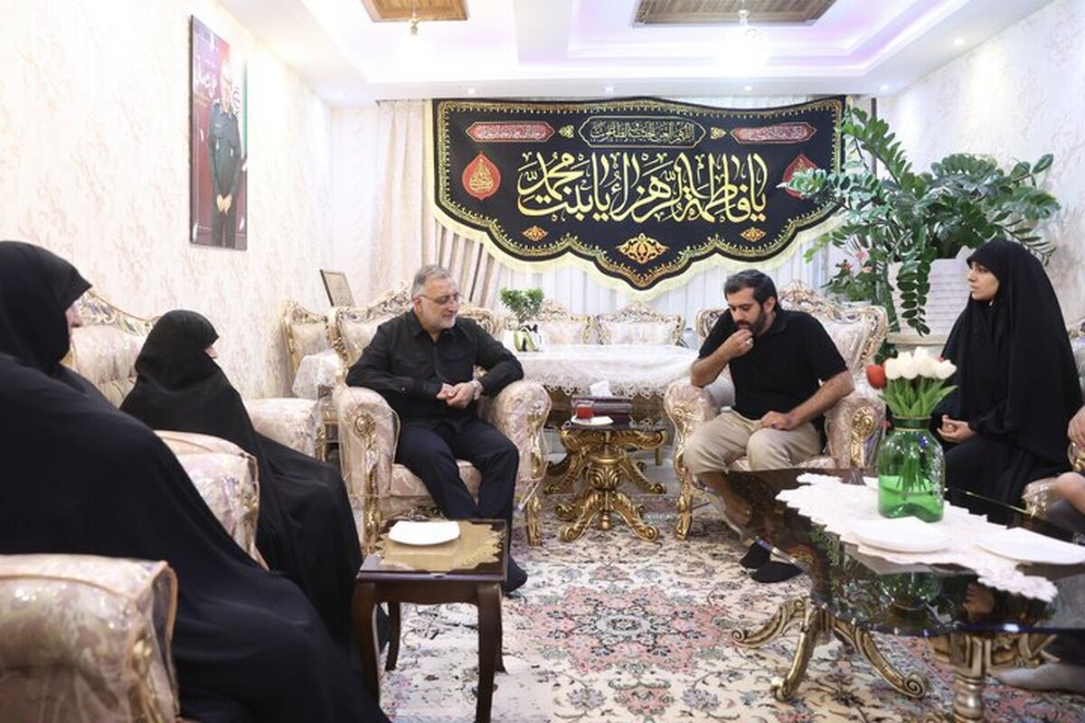 نصب یادمان شهید شادمانی در گلزار شهدای تهران