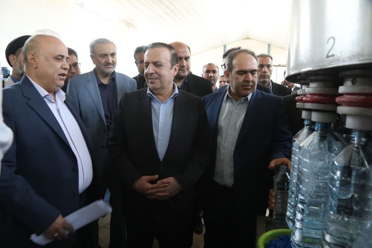 استاندار قزوین از واحد تولیدی آب معدنی «دلتا آب گوارا» در ناحیه صنعتی آوج بازدید کرد استاندار قزوین از واحد تولیدی آب معدنی «دلتا آب گوارا» در ناحیه صنعتی آوج بازدید کرد