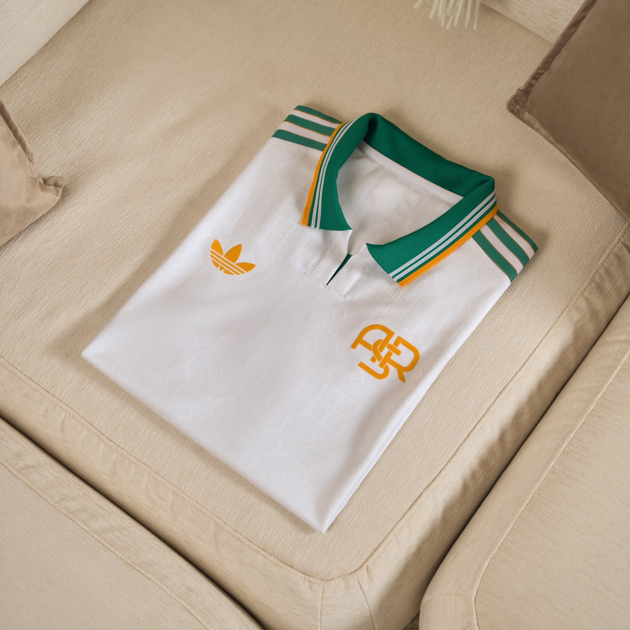 رونمایی از لباس جدید رم با حضور دیبالا