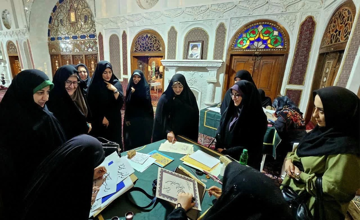 رویداد«زنان روایت‌گر عاشورا» با هدف ایجاد نشاط معنوی و بازخوانی فرهنگ ایثار برگزار شد