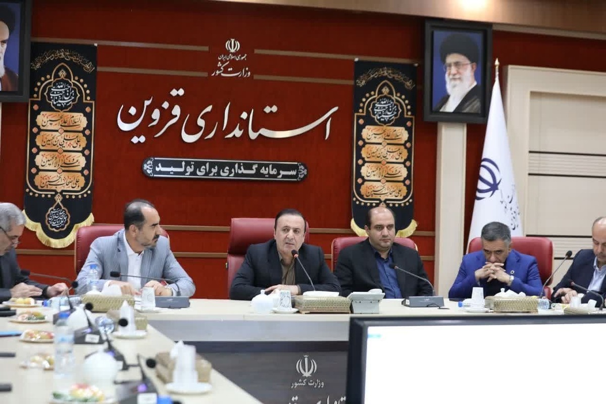 دیدار مدیرعامل انبارهای عمومی وخدمات گمرکی ایران با استاندار قزوین