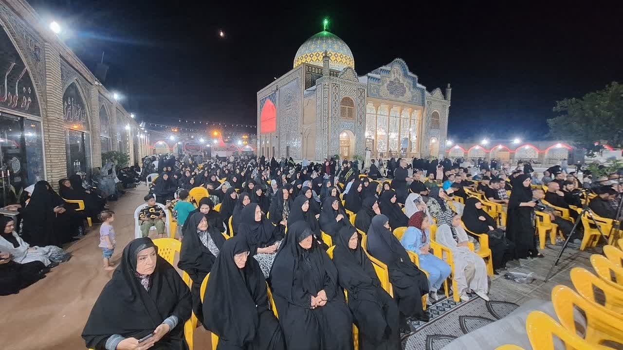 قرآن کتاب هدایت گری، بصیرت افزایی و شفابخش است قرآن کتاب هدایت گری، بصیرت افزایی و شفابخش است