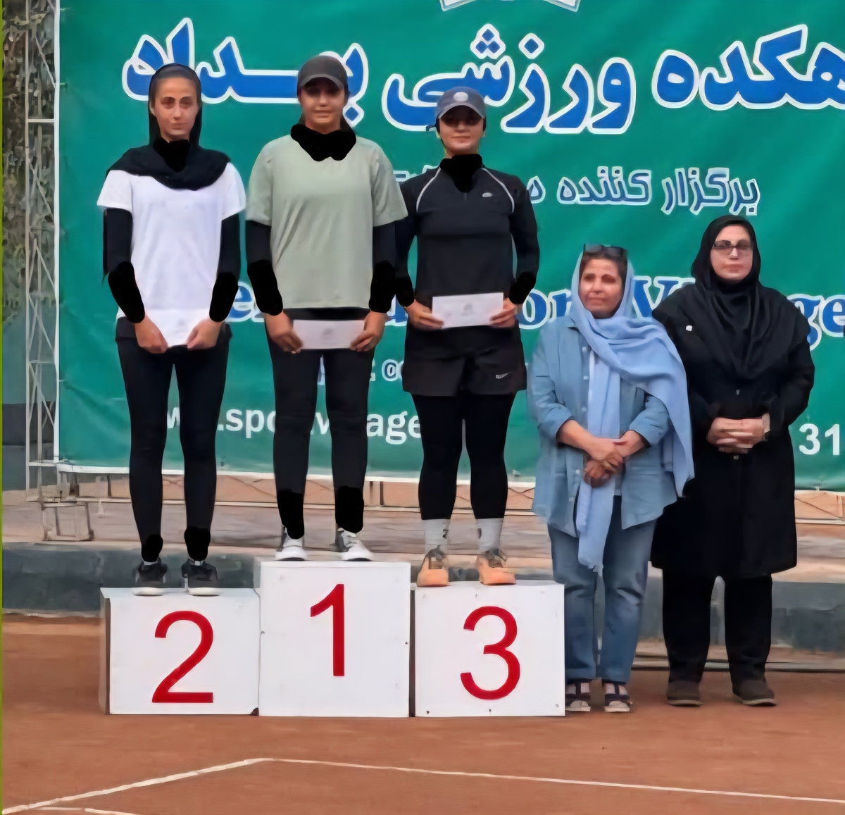 تنیسورهای اصفهانی سکویی برای رقبا نگذاشتند