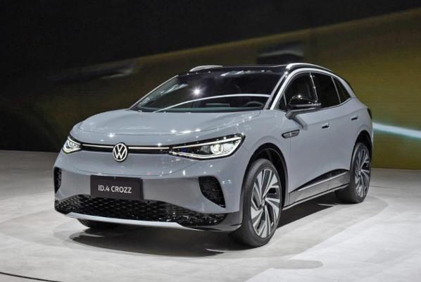 لیست خودروهای برقی وارداتی به ایران در سال ۱۴۰۴ + جدول مشخصات