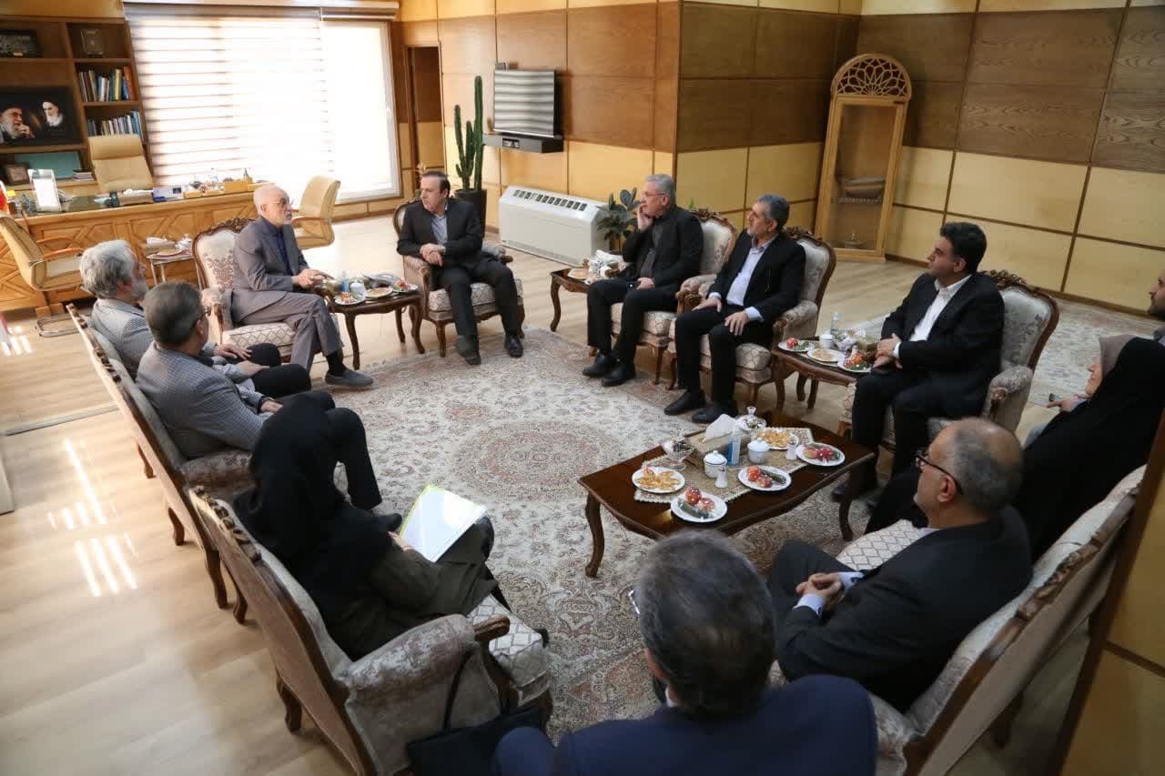 دیدار رئیس بنیاد ایران‌شناسی با استاندار قزوین