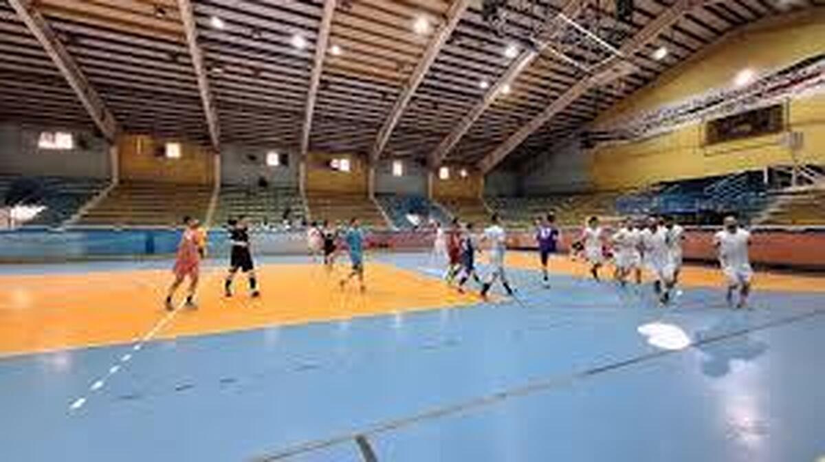 مصاف فوتسالیست های پردیس مقابل نماینده کرمان 