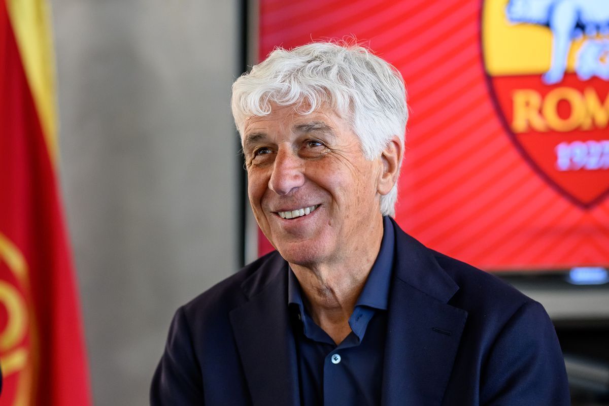 سرمربی رم: بازوبند برای بازیکنی است که بیشترین بازی را انجام داده