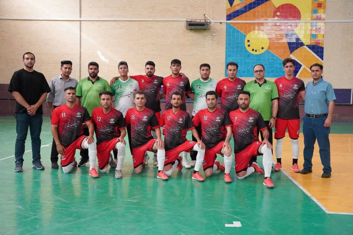 مسابقات فوتسال کارگران فارس؛ یک قدم تا صعود مجتمع فولاد غدیر نی ریز به مرحله حذفی