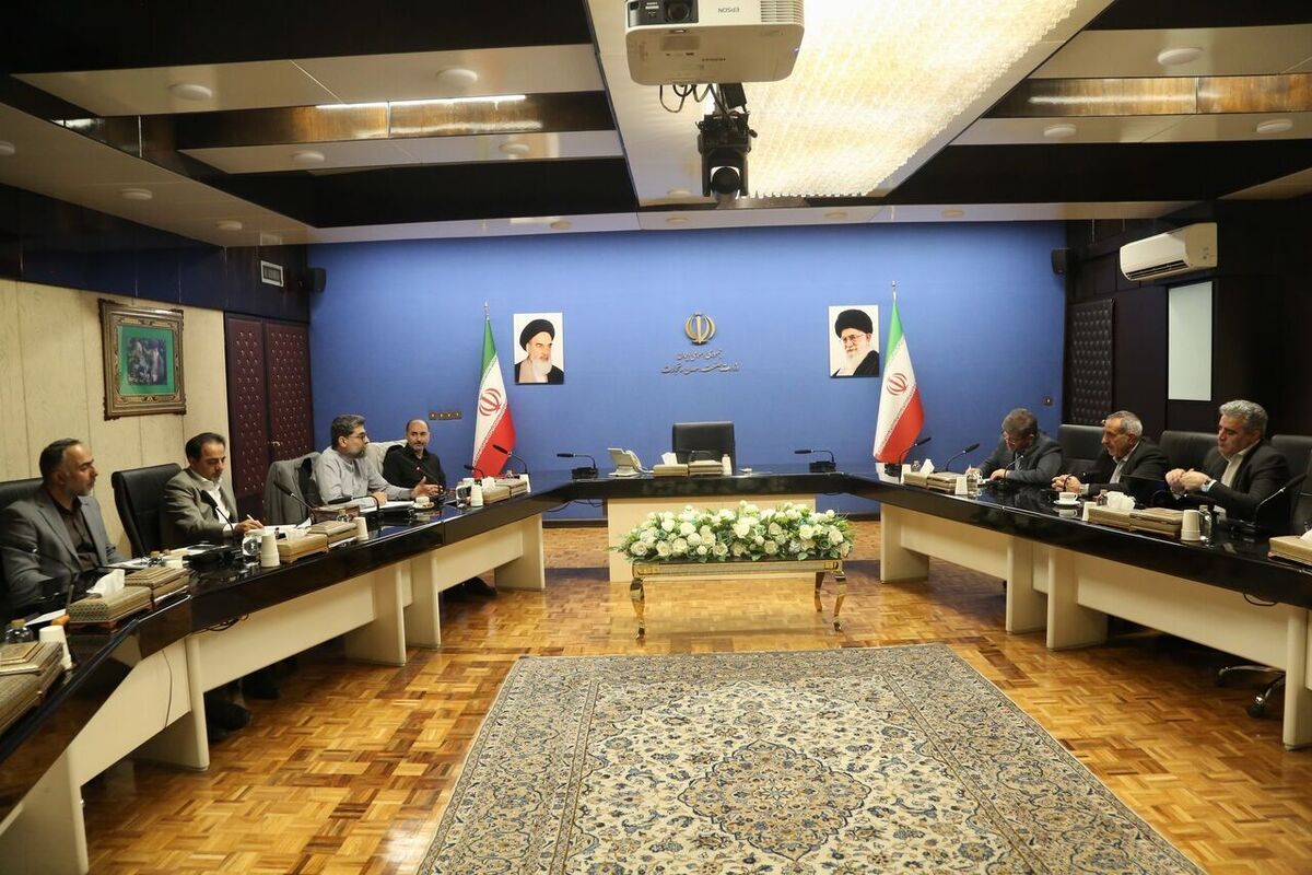 تاکید بر حمایت متمرکز از صنعت ریلی کشور و جهش در استفاده از توان داخلی