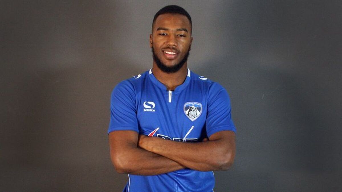 نازون استقلالی شد