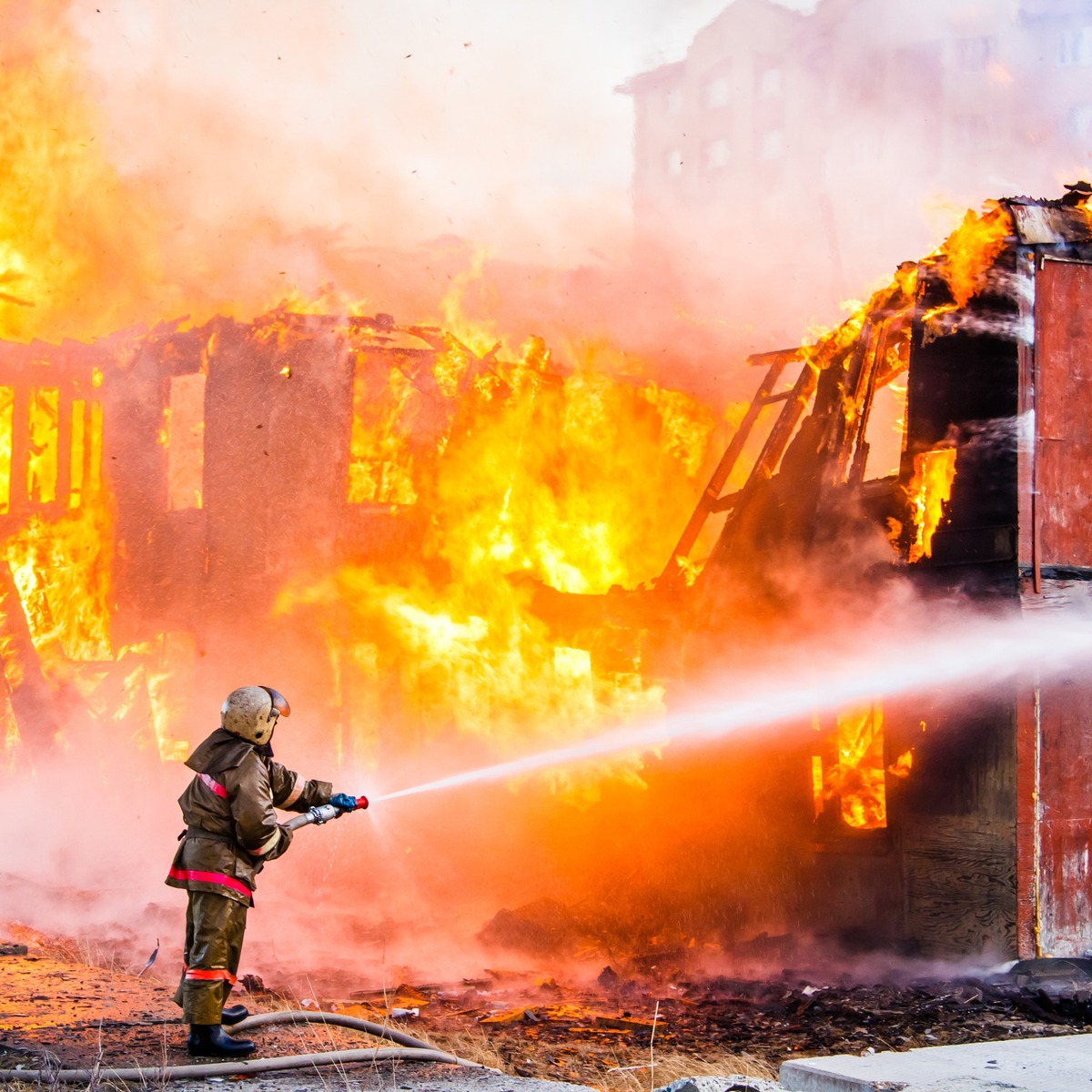 بیمه آتش‌سوزی ایران؛ محافظت از منزل شما در برابر حوادث غیرمترقبه