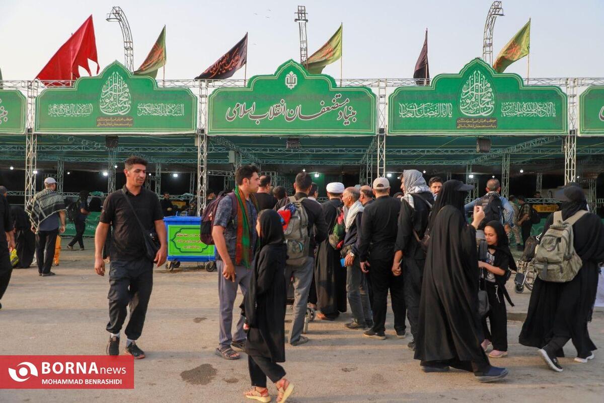 خدمات رسانی موکب بنیاد مستضعفان به زایران اربعین حسینی مرز شلمچه