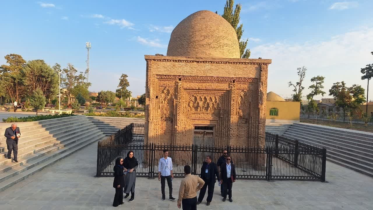 تاکستان در مسیر تحول و تغییر/ پروژه هایی که شهر تاکستان را زیبا کرده است