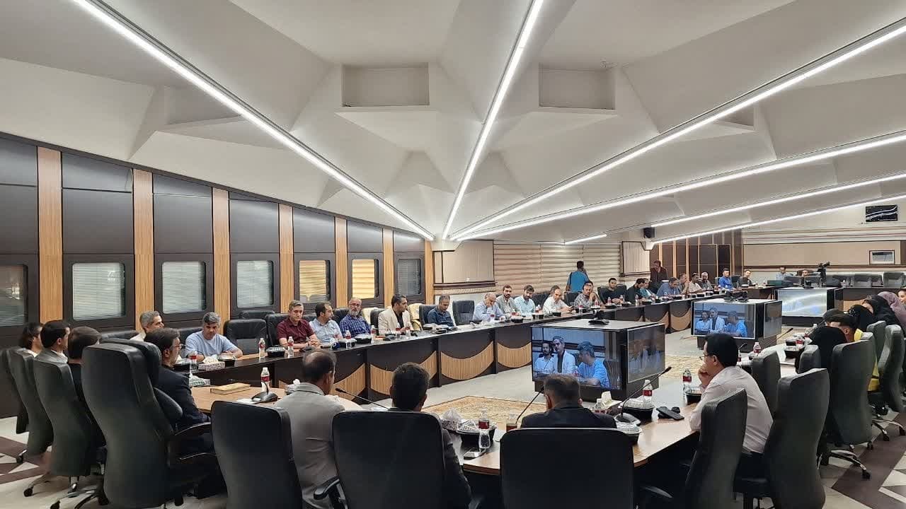 شمس آذر با بودجه 300 میلیارد تومانی در لیگ برتر حاضر می شود شمس آذر با بودجه 300 میلیارد تومانی در لیگ برتر حاضر می شود