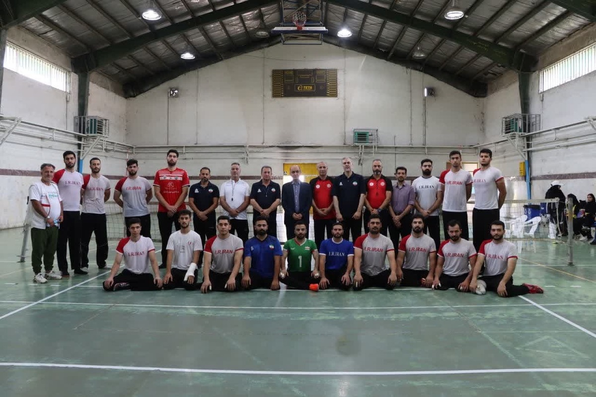 ایران به پرچم و قهرمانانی، چون شما نیاز دارد