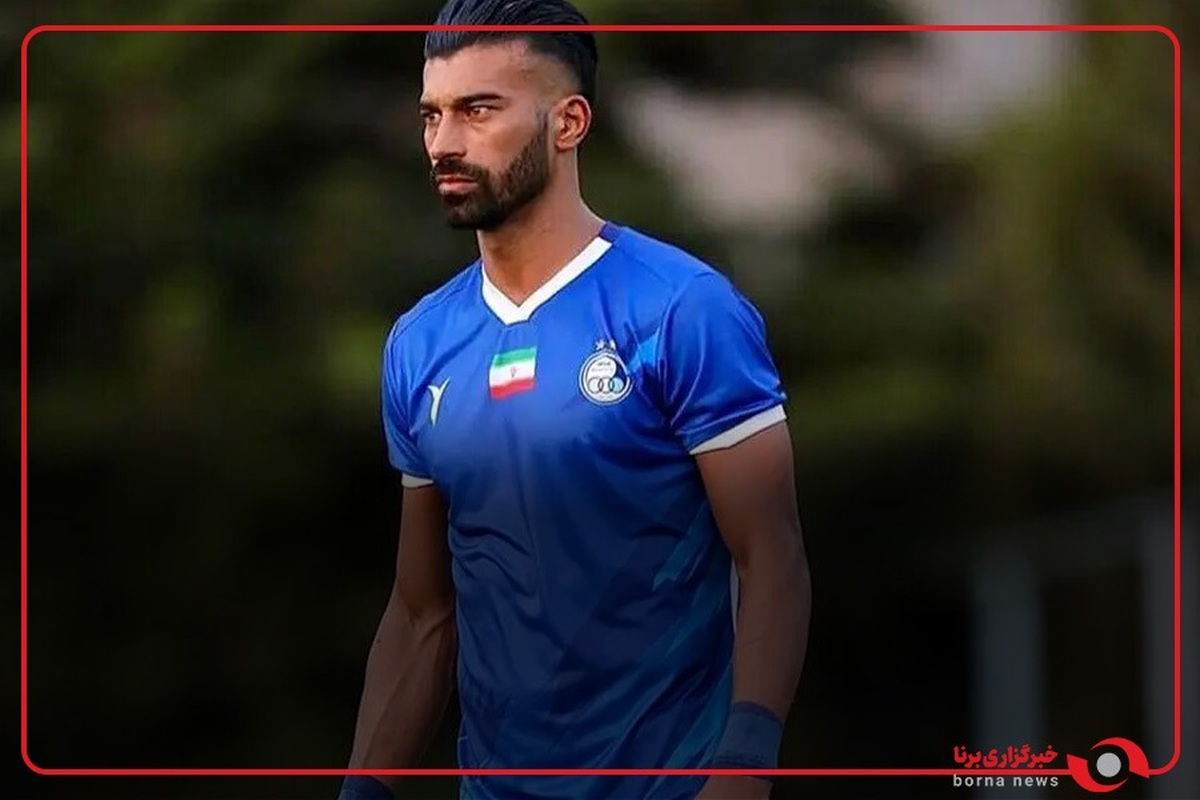 رامین رضاییان، عضو تیم ملی فوتبال ایران با حضور در بخش کودکان سرطانی با هوادار استقلالی بنام امیرعلی دیدار کرد