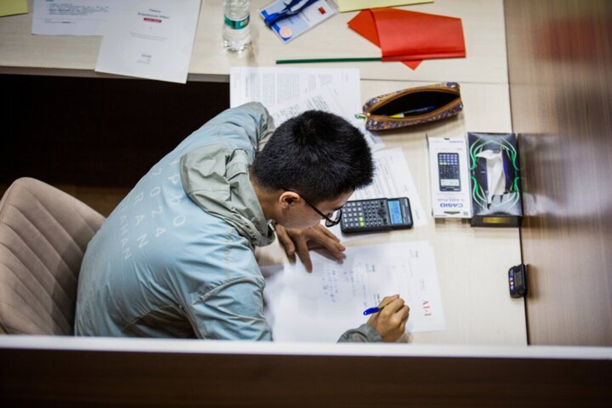 مخالفت نخبگان ایرانی با حضور رژیم صهیونیستی در المپیاد ترکیبیات/ اجرای طرح مشاوران جوان در دولت چهاردهم