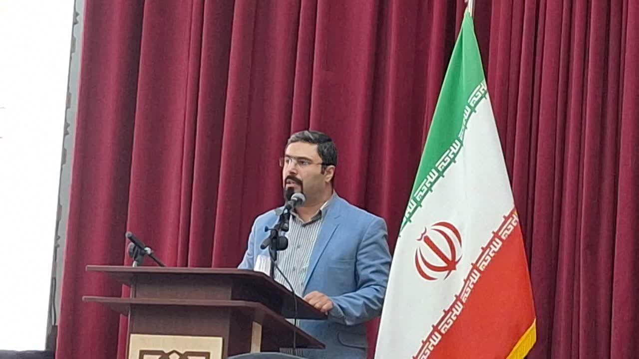 17 مرداد: روزی پر انتقاد و غیر تکریمانه/ مراسم شایسته شاید وقتی دیگر 