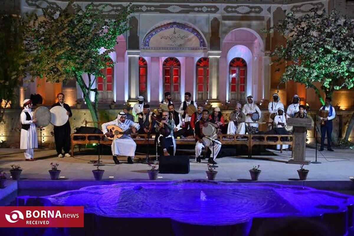 توحیدی: حضور بانوان در جشنواره نواحی کرمان هیچ ممنوعیتی ندارد/ مشکل موسیقی نواحی کمبود روایت‌گر است نه ساز