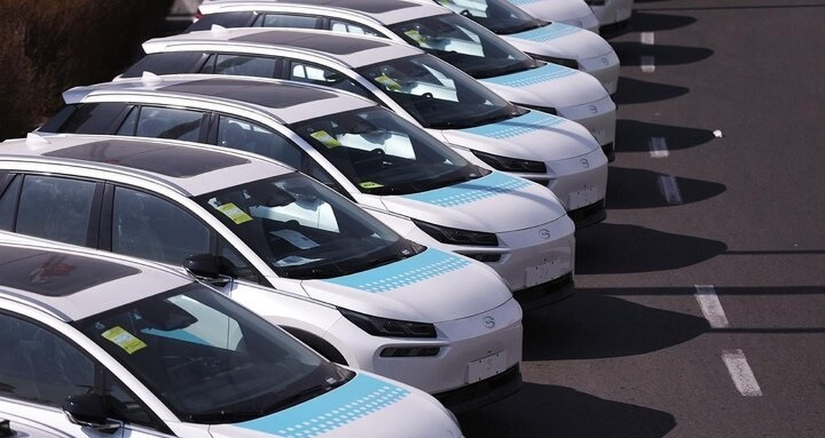 پلاک‌گذاری ۷۰۰ تاکسی آیون آغاز شده است/فعالیت تاکسی‌های شاسی‌بلند در تاکسی اینترنتی شهرداری