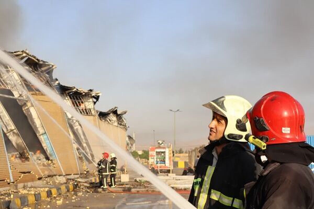 فرماندار ساوه: آتش‎‌سوزی انبار منطقه ویژه اقتصادی کاوه کنترل شد