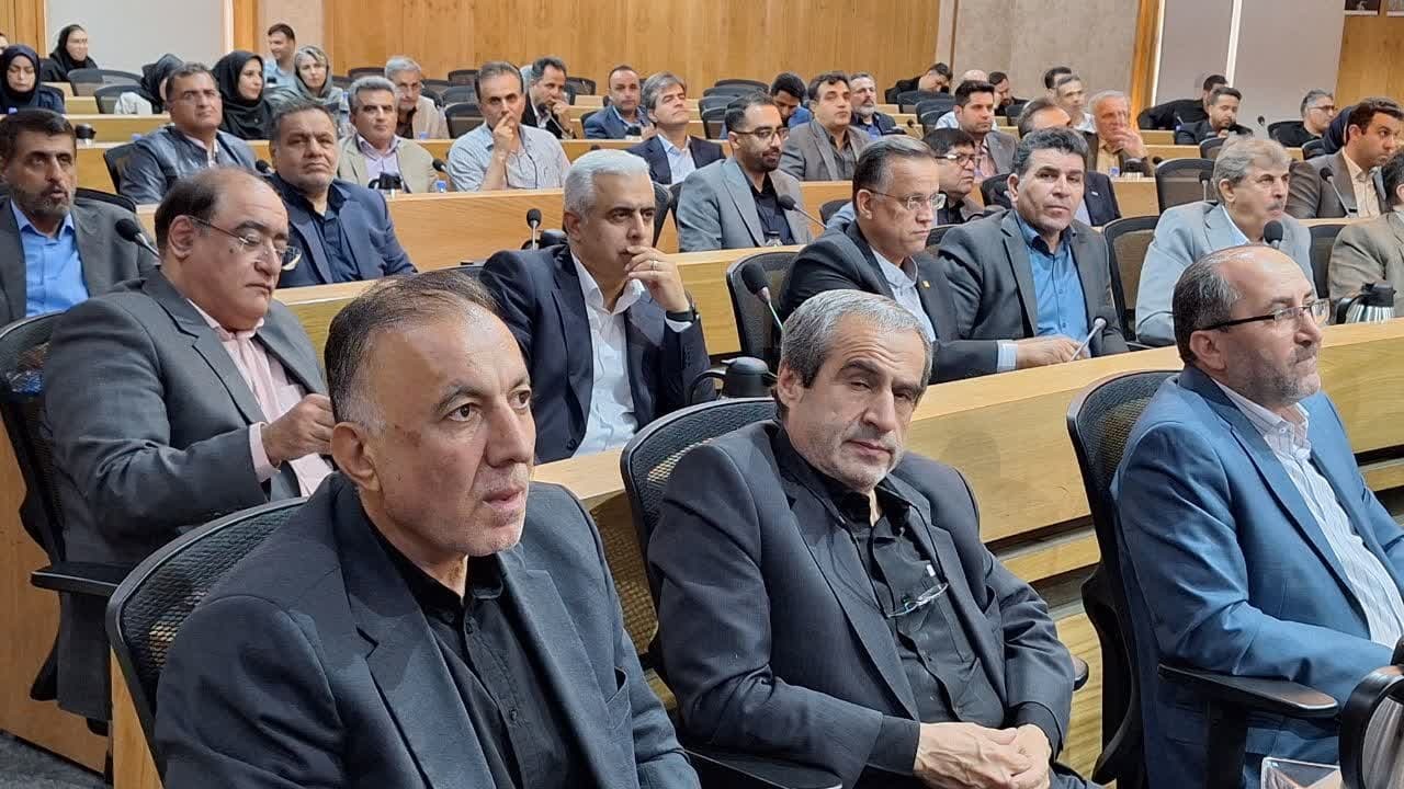 فضای استان قزوین برای فعالیت تولیدکنندگان و صادرکنندگان مثبت و تعاملی است