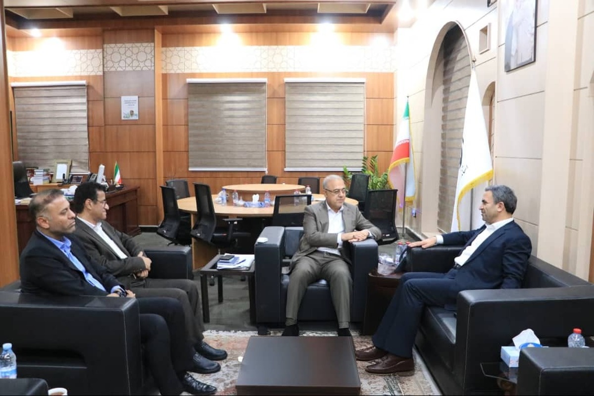 آموزش و توسعه فضاهای آموزشی اولویت اساسی استان است 