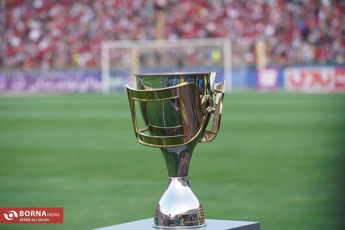 پرسپولیس همچنان دست نیافتنی است/ تراکتور دنبال طلسم شکنی در سوپرجام، استقلال در اندیشه دبل