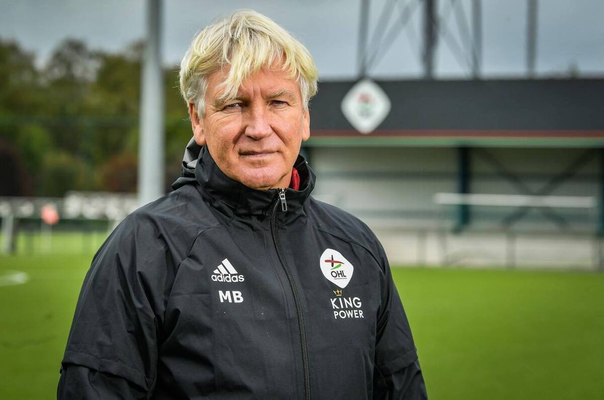 سرمربی کامرون: استعفایی ندادم؛ ایمیل من را هک کرده‌اند!